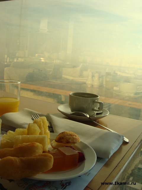 Завтрак на 77 этаже
